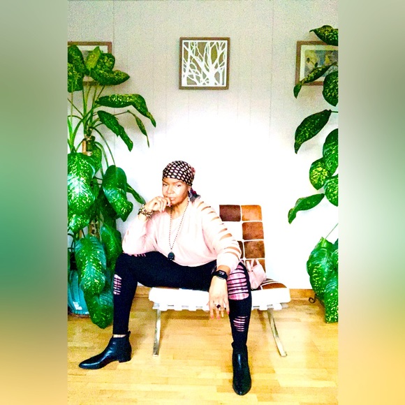 ✨ Ted Baker London✨ Black Leather Chelsea Boot W/Logo Detail - Picture 5 of 15